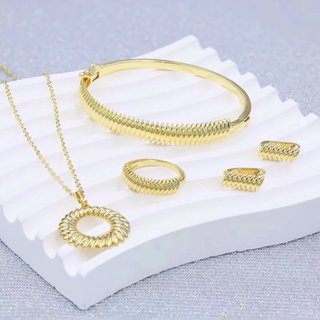Conjunto Joyas Flor plata 14K Clásico para Boda