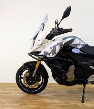 CFMOTO 650 MT   (modelo actual) 2022