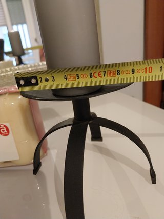 Portacandele nero Ikea con 3 candele