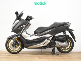 HONDA FORZA 300
