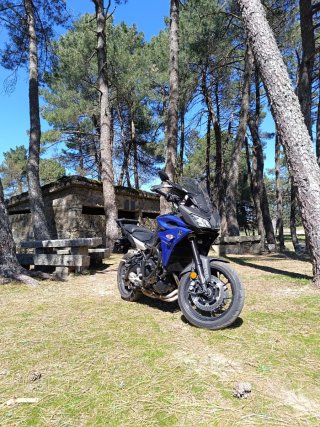 Yamaha Tracer MT09 Adventure Azul
