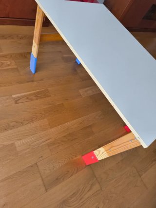 Mesa auxiliar infantil IKEA