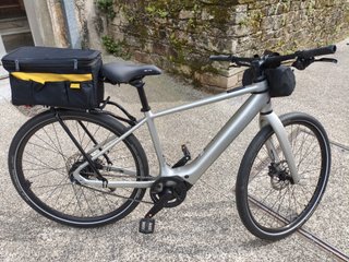 Bicicleta Eléctrica Cube