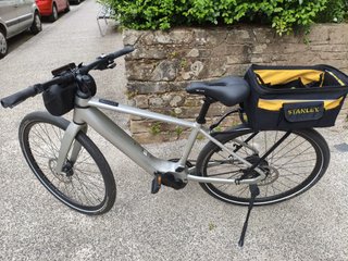 Bicicleta Eléctrica Cube