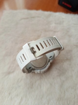 Reloj Casio G-Shock Bluetooth Blanco