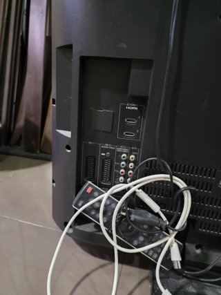Televisor Negro 32 pulgadas