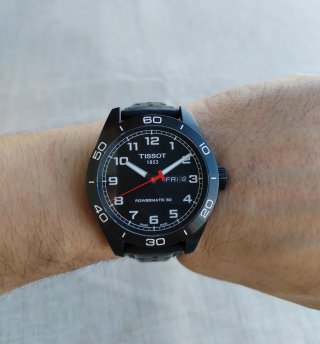 Reloj Tissot PRS 516 Powermatic 80 PVD Negro