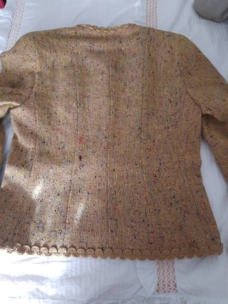 Chaqueta estilo Chanel   Multicolor .
