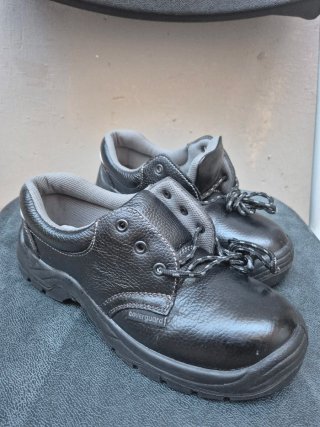 Zapatos de seguridad Coverguard negros