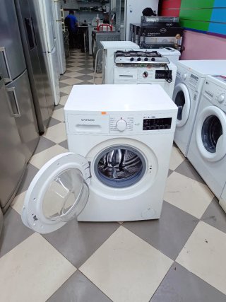 Lavatrice 'DAE\ VOO' 6kg 1000rpm A++