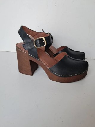 Zoccoli donna vera pelle neri