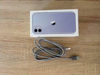 iPhone 11 128GB Apple viola con accessori