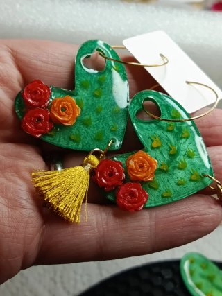 Pendientes Corazón Cactus Flores Dorados