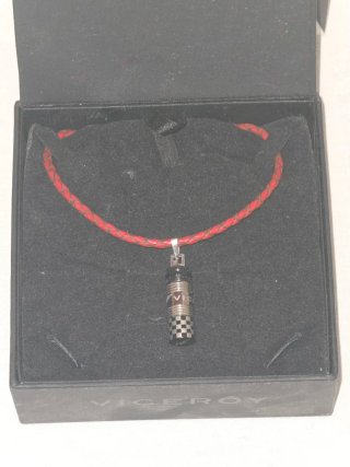 Collar Viceroy Hombre