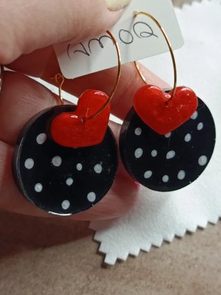Pendientes Redondos Naranja con Corazones