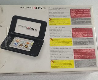Nintendo 3DS XL Gris y Negra - Nueva a estrenar