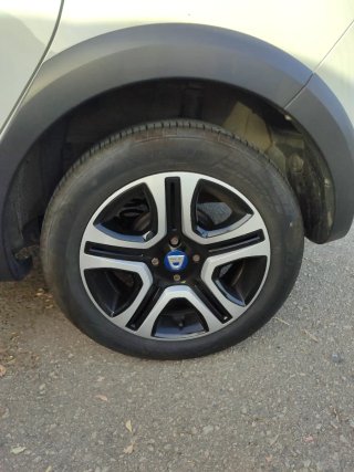 Tapacubos Dacia sandero 16"