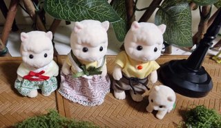 Familia de Alpacas Sylvanian Families