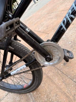 Bmx negra y cromada