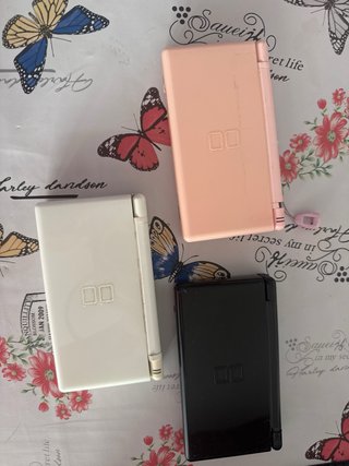 3 Nintendo DS Lite para piezas