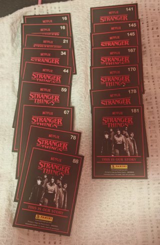 Cartas Stranger Things Netflix Panini