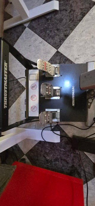 Volante ThrustmasterT500RS+ pedales+Palanca cambio