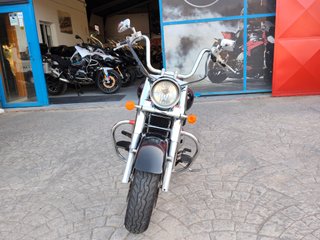 Suzuki VL 1500 Intruder Negra con Extras