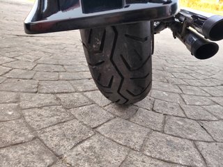 Suzuki VL 1500 Intruder Negra con Extras