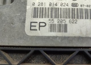 2135985 centralita motor uce 55205622 opel zafira