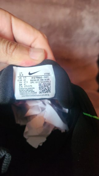 Nike Shox Azules y Negras T.43 Nuevas en Caja