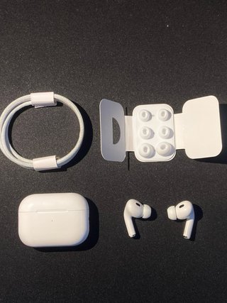 AirPods Pro 2ª Gen con scatola e accessori