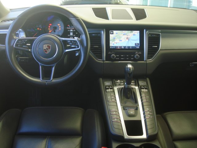 Porsche Macan 2017
