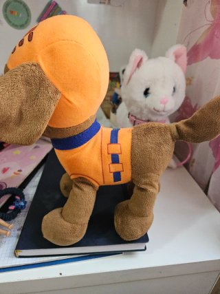 Peluche perro naranja