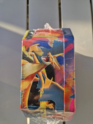 Tin Charizard EX X e Y