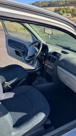 Renault Clio 2003