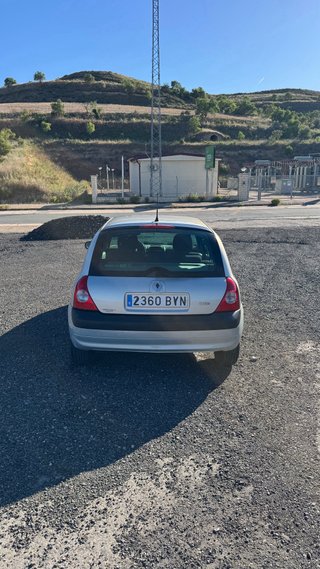 Renault Clio 2003