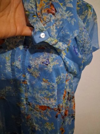Camisa ZARA floral azul talla XL
