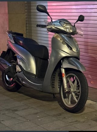 Honda SH 300i Plata