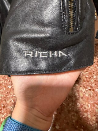 Chaqueta de piel de mujer para moto marca RICHA