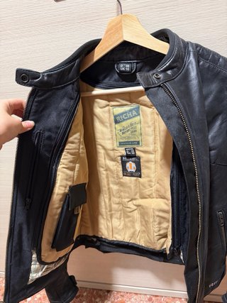 Chaqueta de piel de mujer para moto marca RICHA