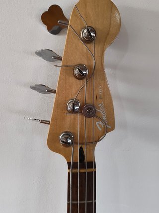 Bajo Squier Precission Bass PJ + extras