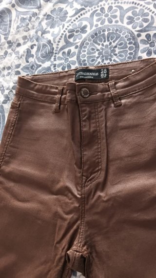 Pantalones Stradivarius Marrones