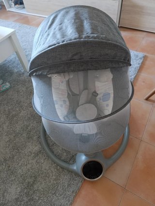 Hamaca Bebe2Luxe para bebé con dos peluches