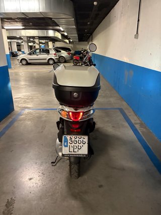 Piaggio Liberty 125 Scooter