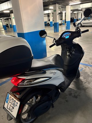 Piaggio Liberty 125 Scooter