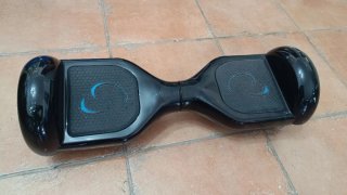 Hoverboard Negro con Bolso Azul y Cargador