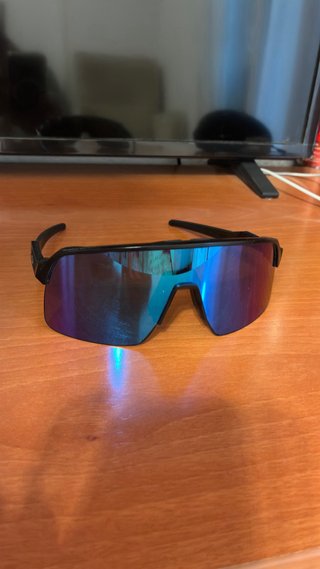 Oakley Sutro Lite