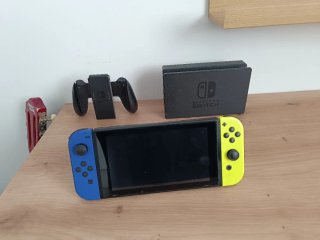 Nintendo Switch color negro + Accesorios + Juegos.