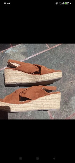 Lote 2 pares sandalias marrones
