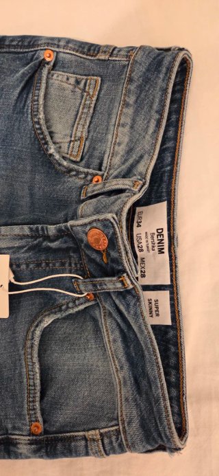 Vaqueros desgastados talla S